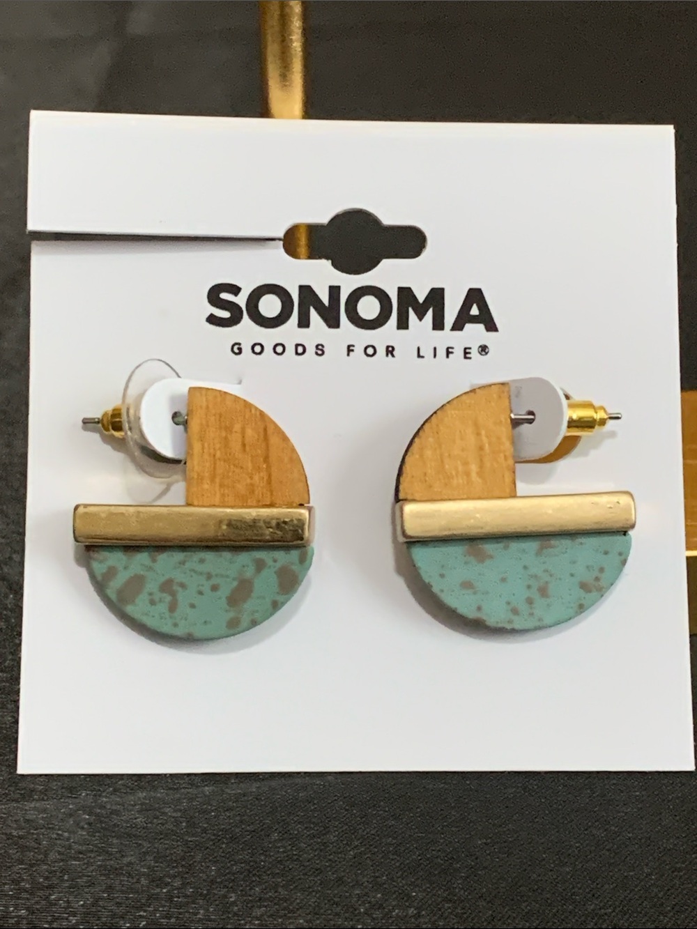 NWT Sonoma gold tone wood and turquoise color stone earrings